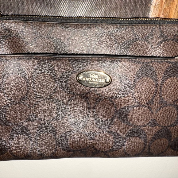 Coach Black Signature Crossbody Wristlet - Picture 5 of 6